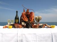 Habitación Doble Superior con cama grande y vistas al mar