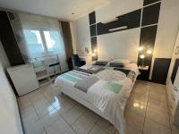 Standard Double Room with Shared Bathroom