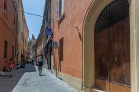 Asinelli, Bologna by Short Holidays - B&B Bologna