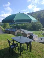 Casa Freixe Apartamentos Rurales - Bed and Breakfast