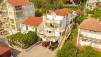 Villa Vojnic - B&B