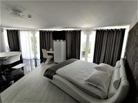Deluxe Double Room with Bath