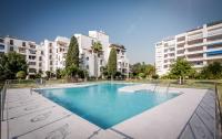 2 Bedroom with pool in the heart of Puerto Banus - B&B Marbella