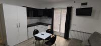 Studia ANIKS - B&B