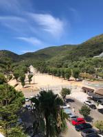 Ajaccio centre ville cosy et spacieux avec climatisation, grande terrasse et vue mer - B&B