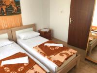 Tweepersoonskamer met 2 Aparte Bedden