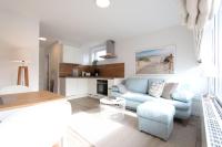 Kirchweg 9a Meerzeit OG links - Bed and Breakfast Kellenhusen