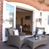 B&B Eastbourne - Seaside Mews - charming 2-bed cottage close to the sea - Bed and Breakfast Eastbourne