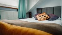 Large Single Room