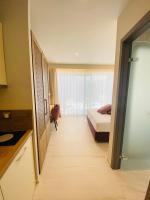 Deluxe Cozy Suite