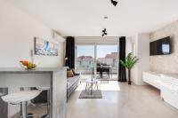 Nautilus Apartment - Bed and Breakfast Novalja