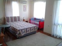 Villa de 3 dormitorios con balcón