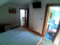 Double or Twin Room with Bathroom