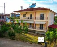 Christos Central Apartment - Bed and Breakfast Metagkítsi