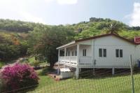 Spacious Apartment in Quiet Neighborhood nr Airport and Beach - Chambres d'hôtes Vieux Fort