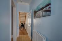 Sunderland Self Catering 2 - Violet Cottage Free Parking - B&B