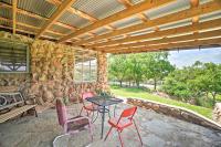 Enchanting Hilltop Cottage in Medicine Park! - B&B Medicine Park