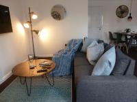 B&B Stockton-on-Tees - Sun Gardens Luxe 2 Bed 2 Bath Apartment - Bed and Breakfast Stockton-on-Tees