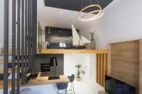 Castel Beachfront Apartment - B&B