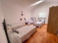 Alojamiento Los Tejos - Arroyo Frío - B&B Arroyo Frio