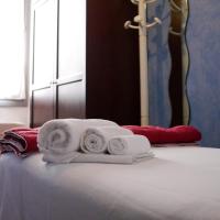 Single Room with Shared Bathroom