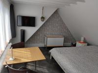 Twin Room with Private External Bathroom