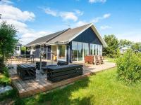 B&B Ebeltoft - 8 person holiday home in Ebeltoft - Bed and Breakfast Ebeltoft