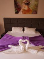 Venus Sea View Apartment - Bed and Breakfast Perivóli