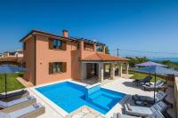 Villa Gloria, villa with heated pool - B&B