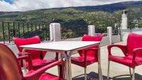 Hostal El Cascapeñas de la Alpujarra - B&B Capileira