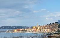 Mansfield vue carte Postale Terrasse Piscine calme port à 200m à pied - Bed and Breakfast Menton