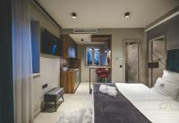 Suite with Garden View