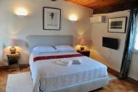 Loft Apartment , La Terrasse Centre Ville d'Arles, - B&B Arles