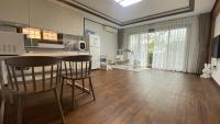 Deluxe One-Bedroom House