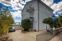 Guesthouse Villa Juric - B&B Cirquenizza