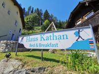 B&B Kamering - Haus Kathan - Bed and Breakfast Kamering