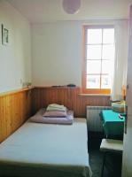Chambre Simple Économique avec Salle de Bains Commune