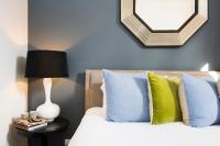  The Perry Suite  