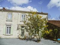 LA LAUJÈRE IVIE - Gîte & Piscine privative - B&B