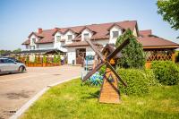 GOŚCINIEC ZACISZE - pokoje & restauracja blisko A2 Dąbie - Uniejów - Bed and Breakfast Dąbie