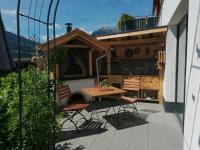 Apart Julia - Bed and Breakfast Grins