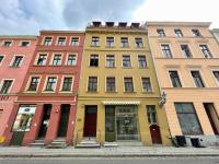 Copernicus Street Apartment - Broken Flowers and Twin Peaks - B&B
