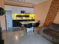 Plázs Apartman - Bed and Breakfast Siófok