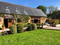 B&B Bournemouth - Grade 2 Listed Barn on the edge of Bournemouth and the New Forest - Bed and Breakfast Bournemouth