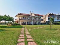 Villa Iris by RentalsPro Services - Agios Mamas Beach - B&B Ágios Mámas