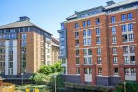 35 Cocoa Suites (parking included!) - B&B
