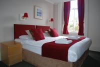 Camera Superior Matrimoniale/Doppia con Letti Singoli con Vista Giardino 