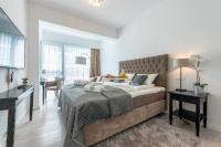 Deluxe One-Bedroom Apartment Pro I