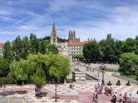 BURGOS CONTEMPLA Centro histórico. Frente al arco - Bed and Breakfast Burgos