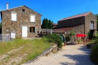 La Ferme De Chenevier, La Roulotte Fleurie 2/4pers - Ferienwohnung Saint-Victor